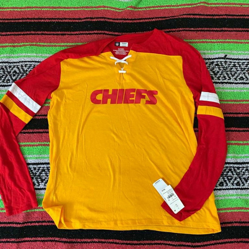 BNWT Womens NFL XL Chiefs long sleeve shirt